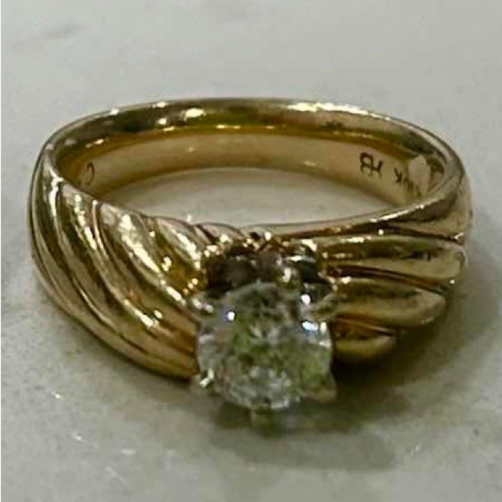 Classic Gold Solitaire Diamond Ring - 10K Solid Gold with CZ 9g.